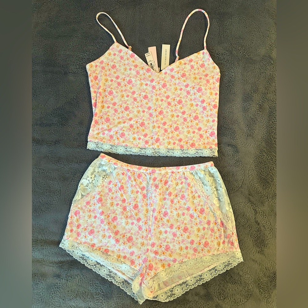 Victoria Secret Sleep wear set